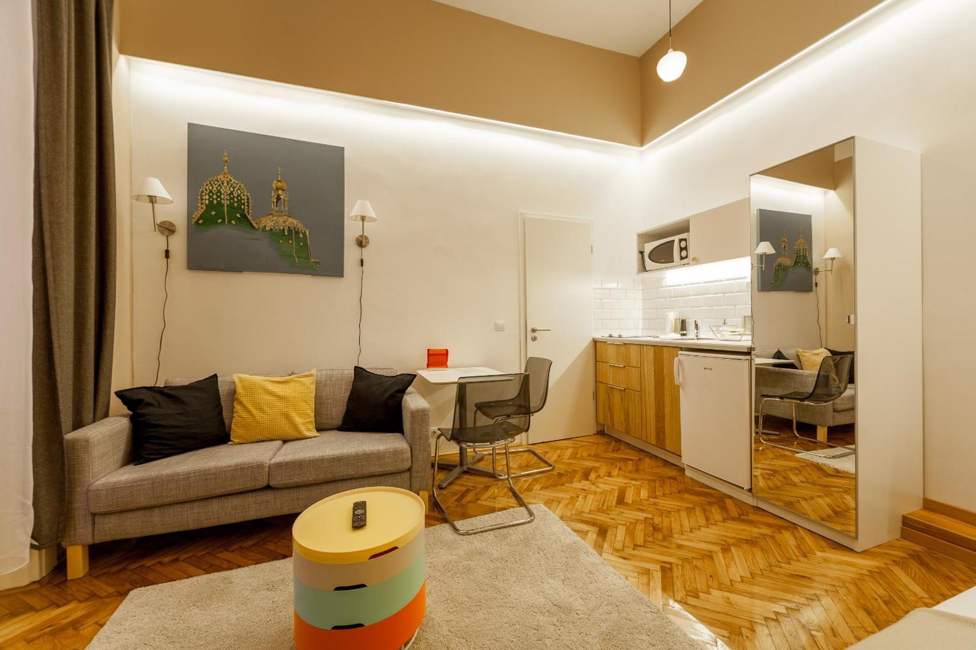 Tatra 4 Studios Budapest Bagian luar foto